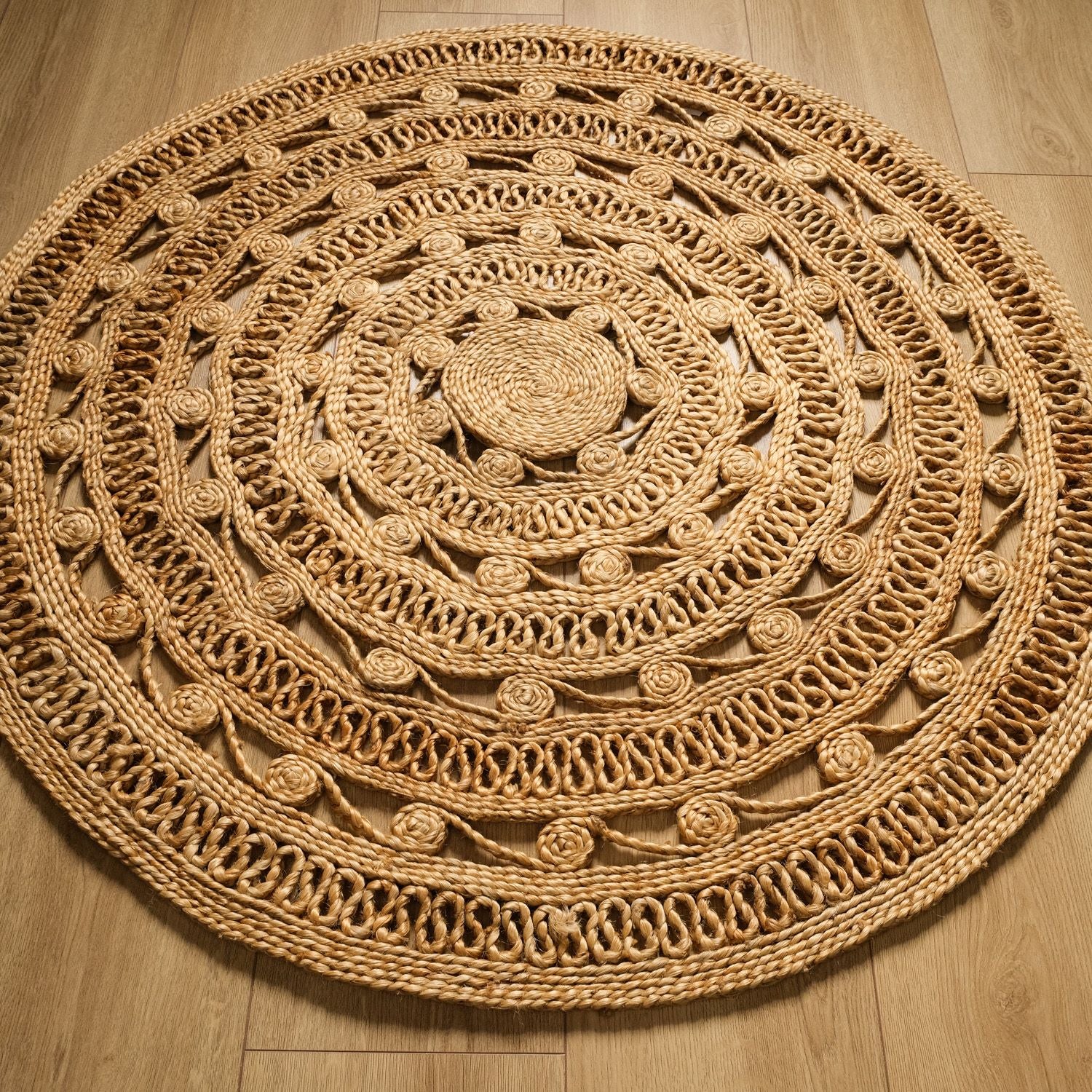 Bolga Serisi Geometrik Desenli El Dokuma Jüt Yuvarlak Halı, kahverengi, 120x120 – 150x150 cm — Halıcızade