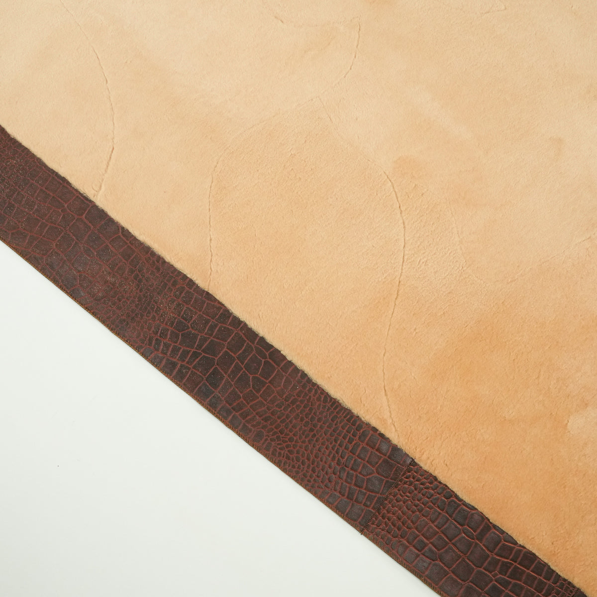 Beige Frame-Pattern Sheepskin Rug — plain