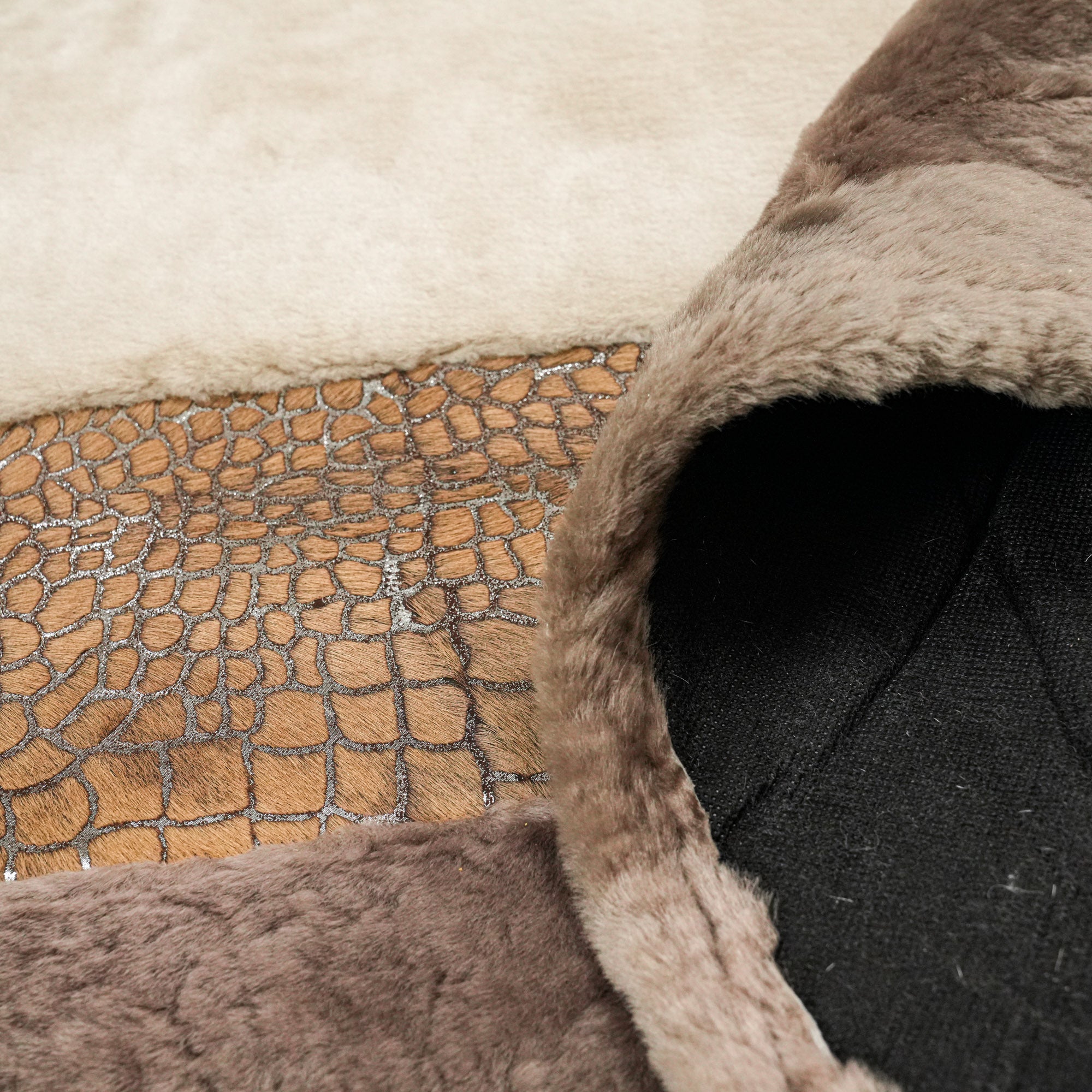 Frame Patterned Leather Mink Rug