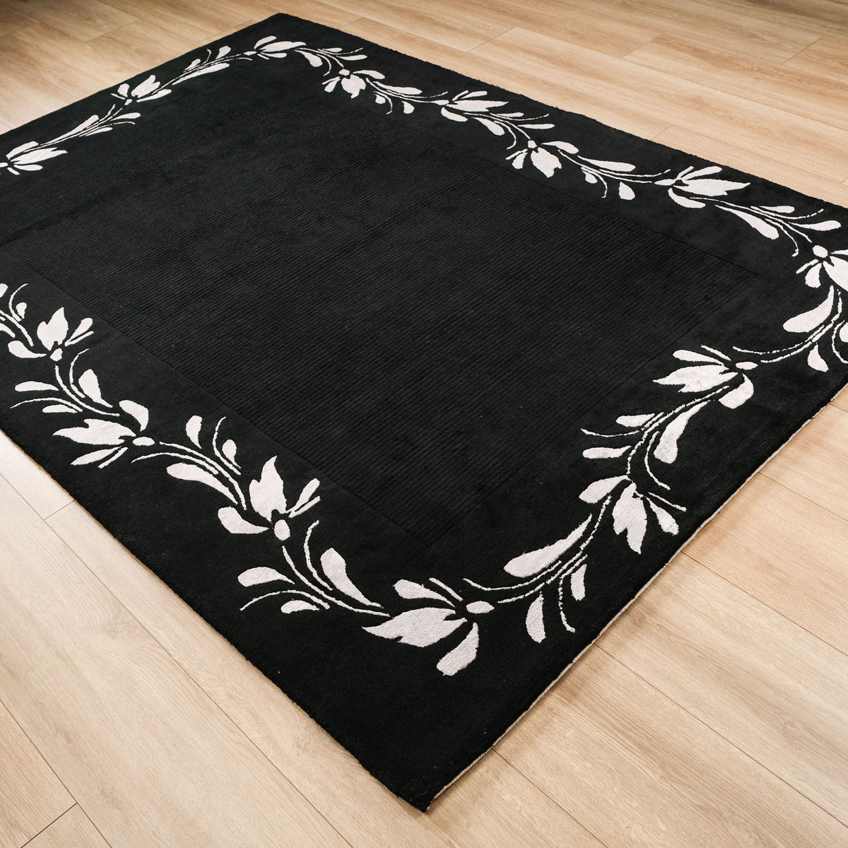 Black Floral Hand-Knotted Wool Rug, Black, 173x241 cm — Halıcızade