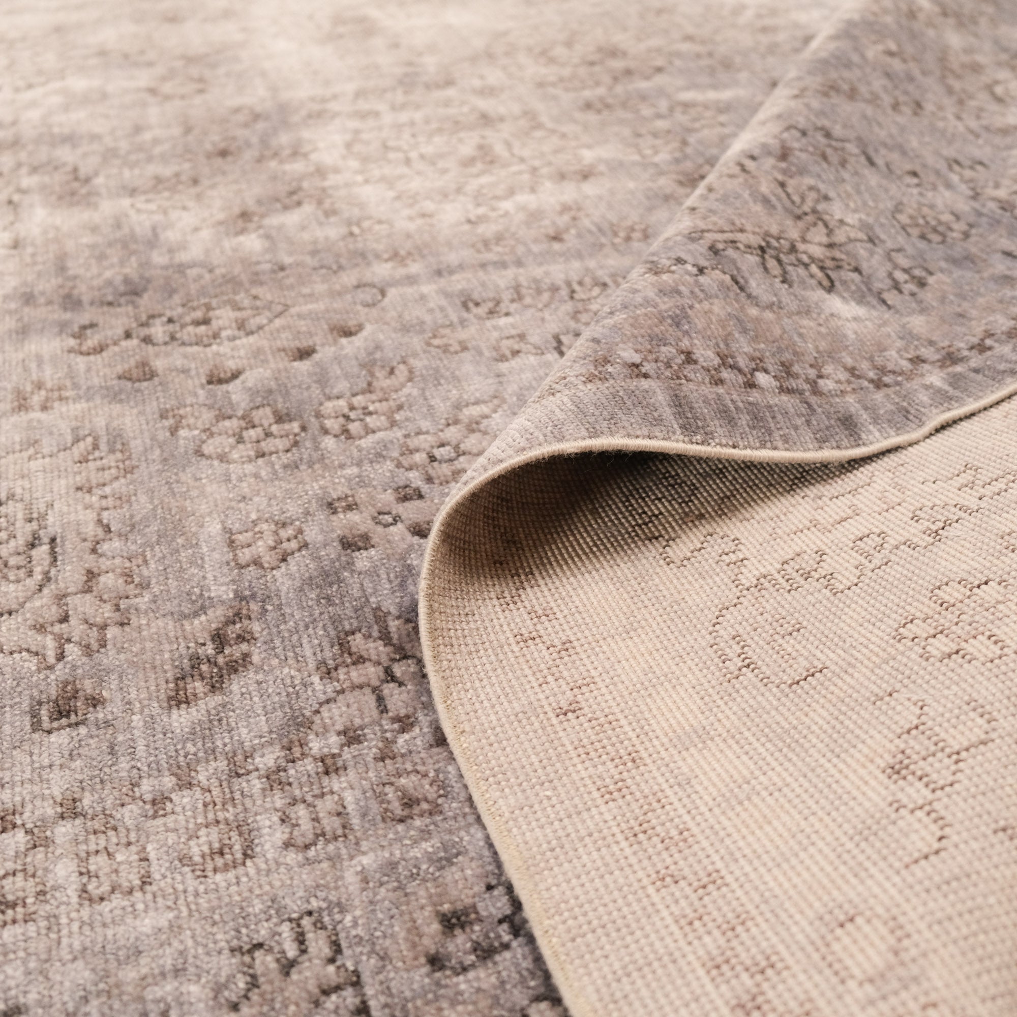 Taftan Oushak Design Machine Woven Carpet