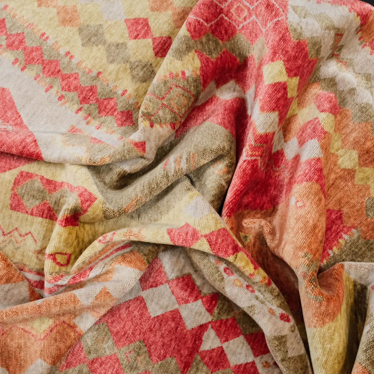 Zara Serisi Patchwork Desenli Tezgah Dokuma Halı — viskon