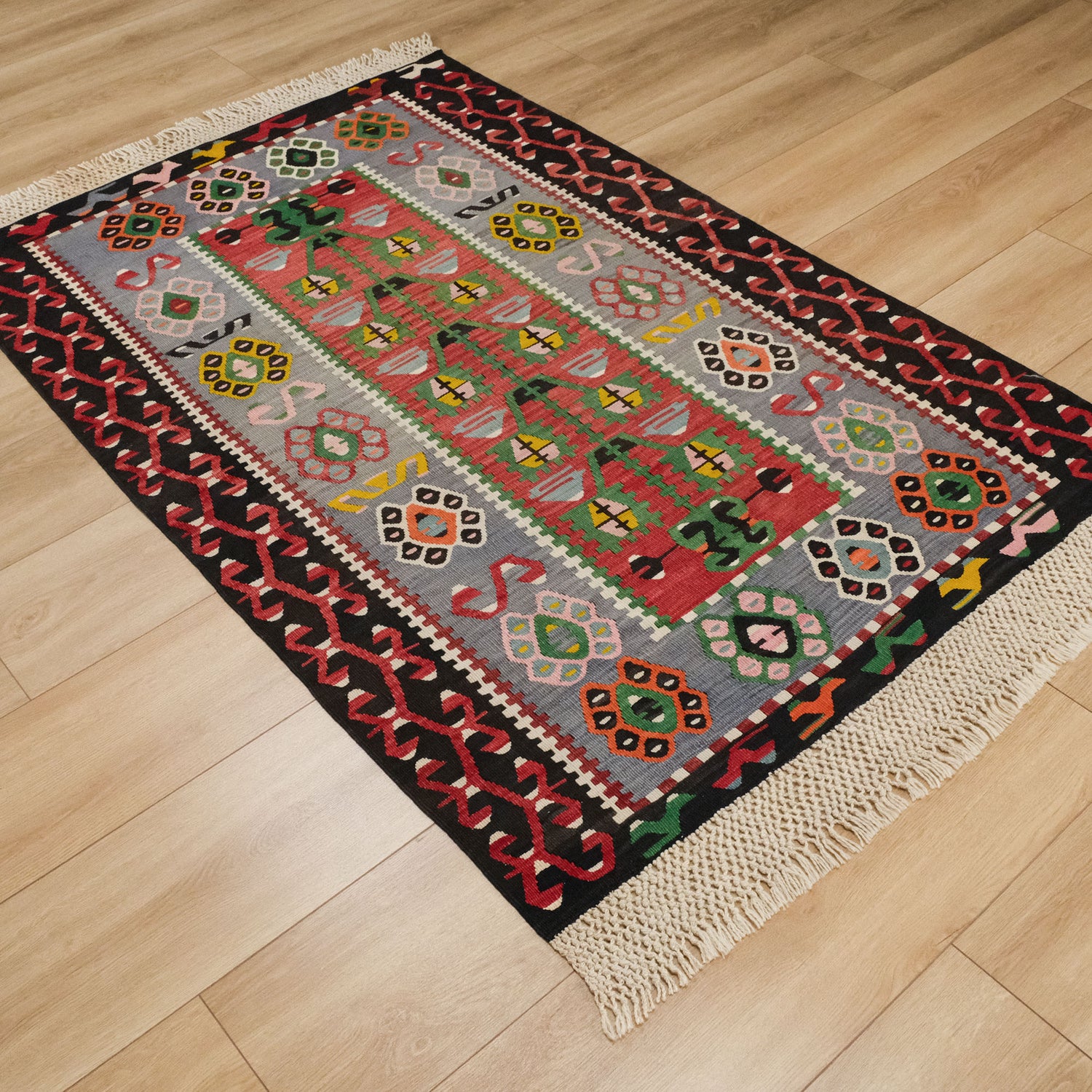 El Dokuma Anadolu Desenli Eşme Köy Kilimi, rengarenk, 115x178 cm — Halıcızade