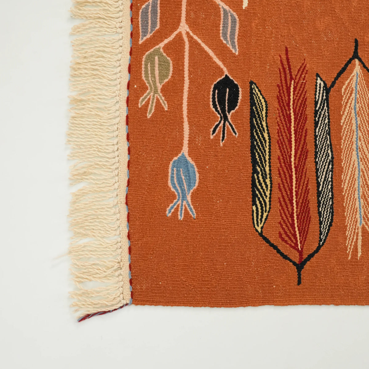 El Dokuma Anadolu Desenli Kahverengi Yün Kilim — etnik desenli