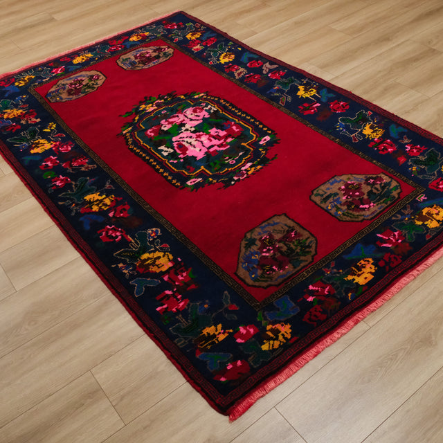 Konya Karapınar kök boya el dokuma yün halı, rengarenk, 162x252 cm — Halıcızade