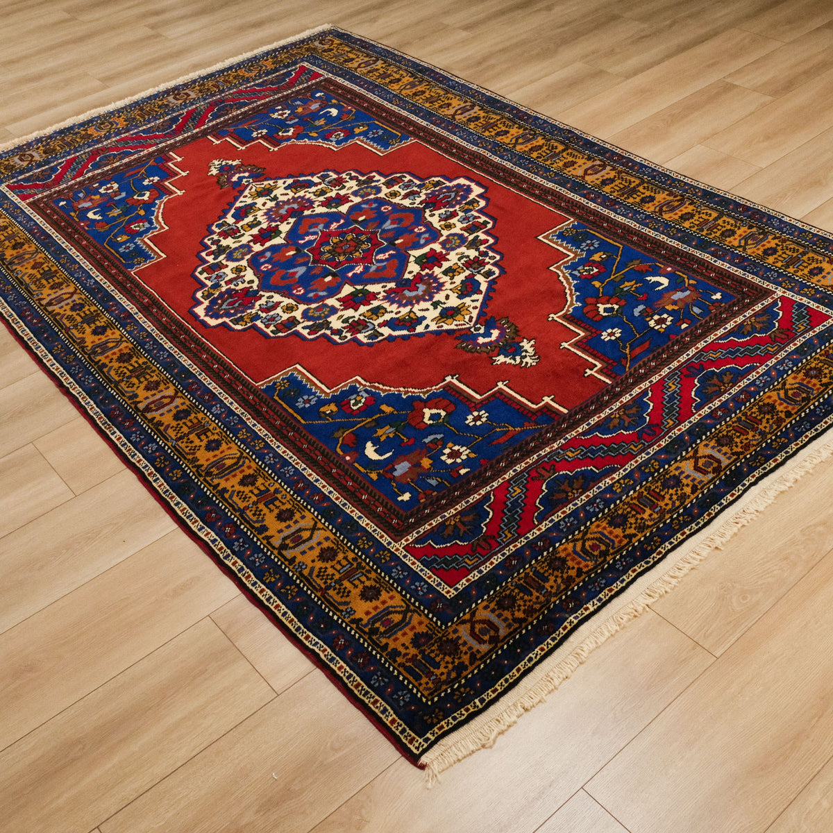 Anadolu desenli el dokuma Taşpınar halı, rengarenk, 183x272 cm — Halıcızade