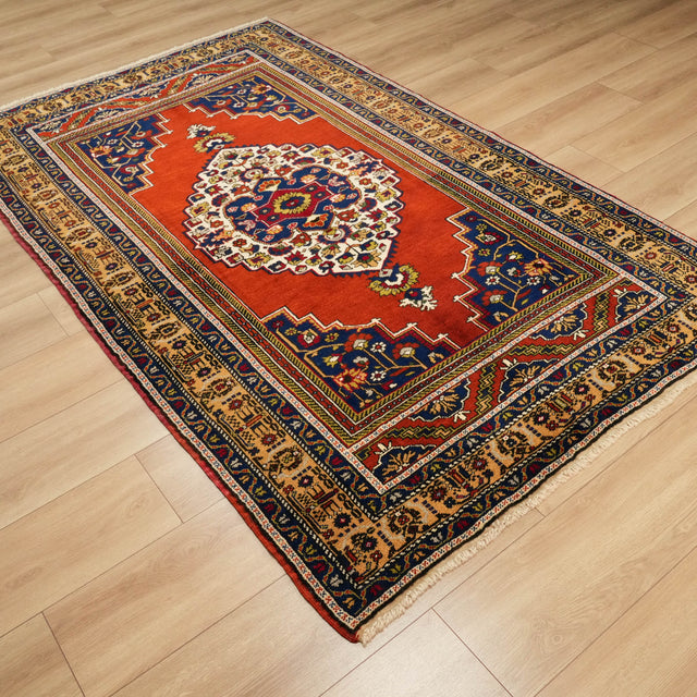 Anadolu desenli el dokuma yün Taşpınar halı, rengarenk, 154x253 cm — Halıcızade