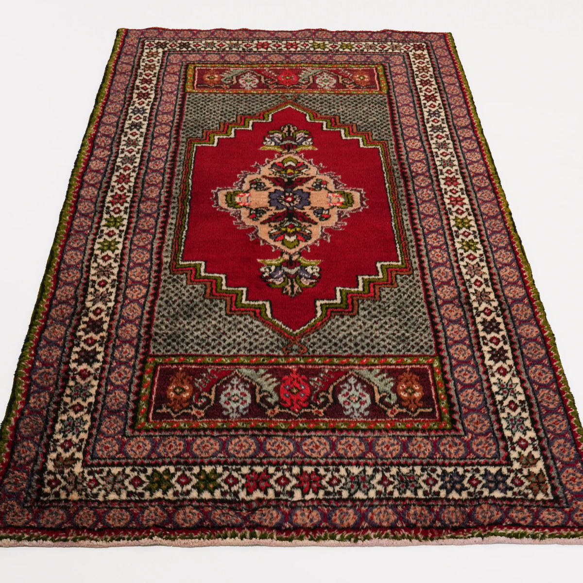 El Dokuma Anadolu Desenli +70 Yaş Kırmızı Yün Sandık Eskisi Kök Boyalı Kırşehir Halısı — 106x176 cm