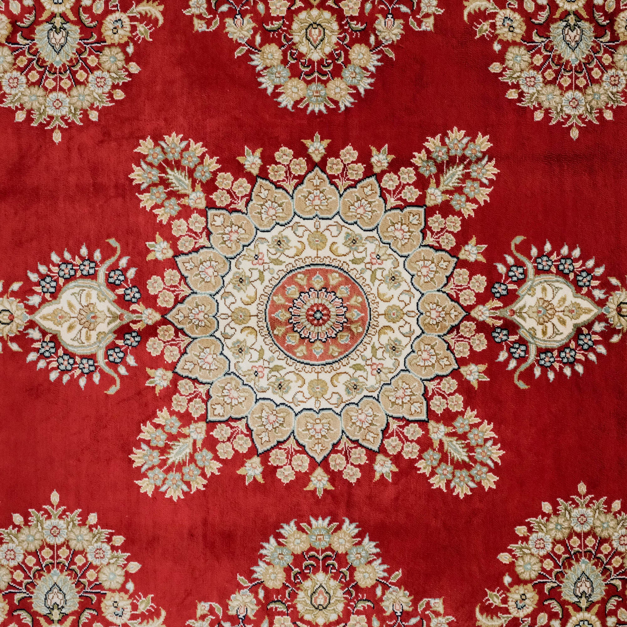 Hand-Woven Frame Patterned Red Carpet
