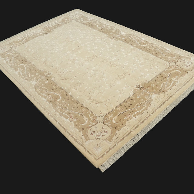 El Dokuma Çerçeve Desenli Yün Krem Halı, 169x243 cm — Halıcızade