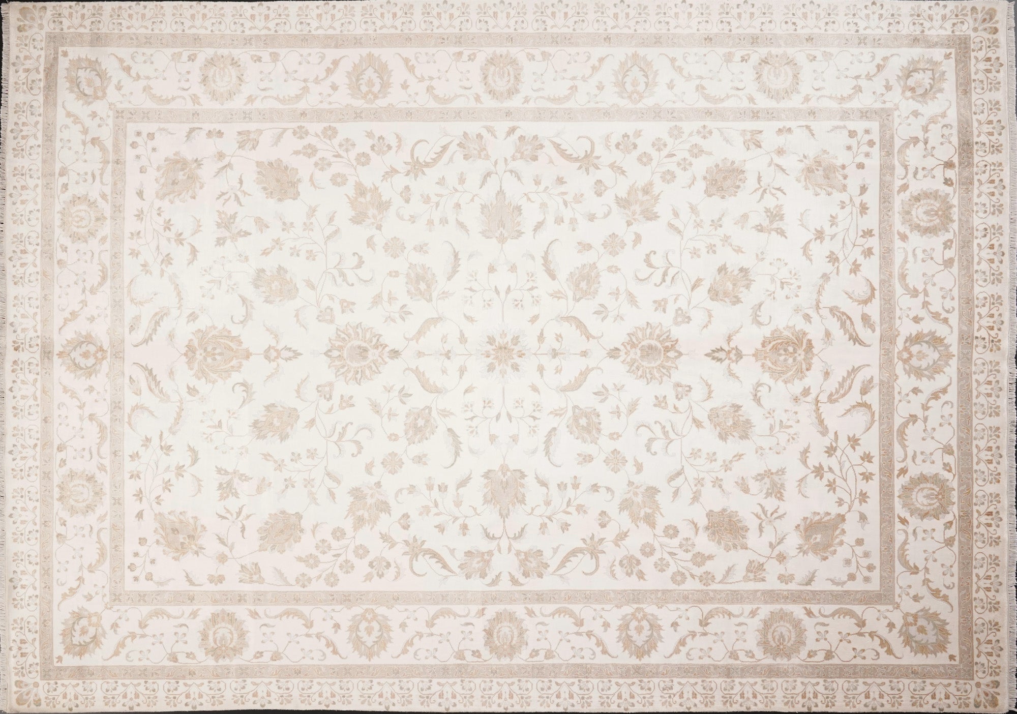Sultanahmet Series Handwoven Floral Patterned White Rug