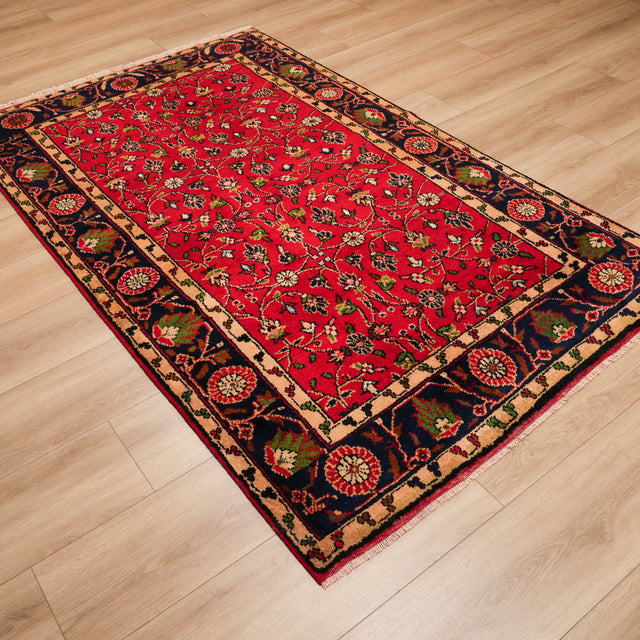 El Dokuma Çiçek Desenli Kırmızı Yün Karapınar Halı, 133x225 cm — Halıcızade