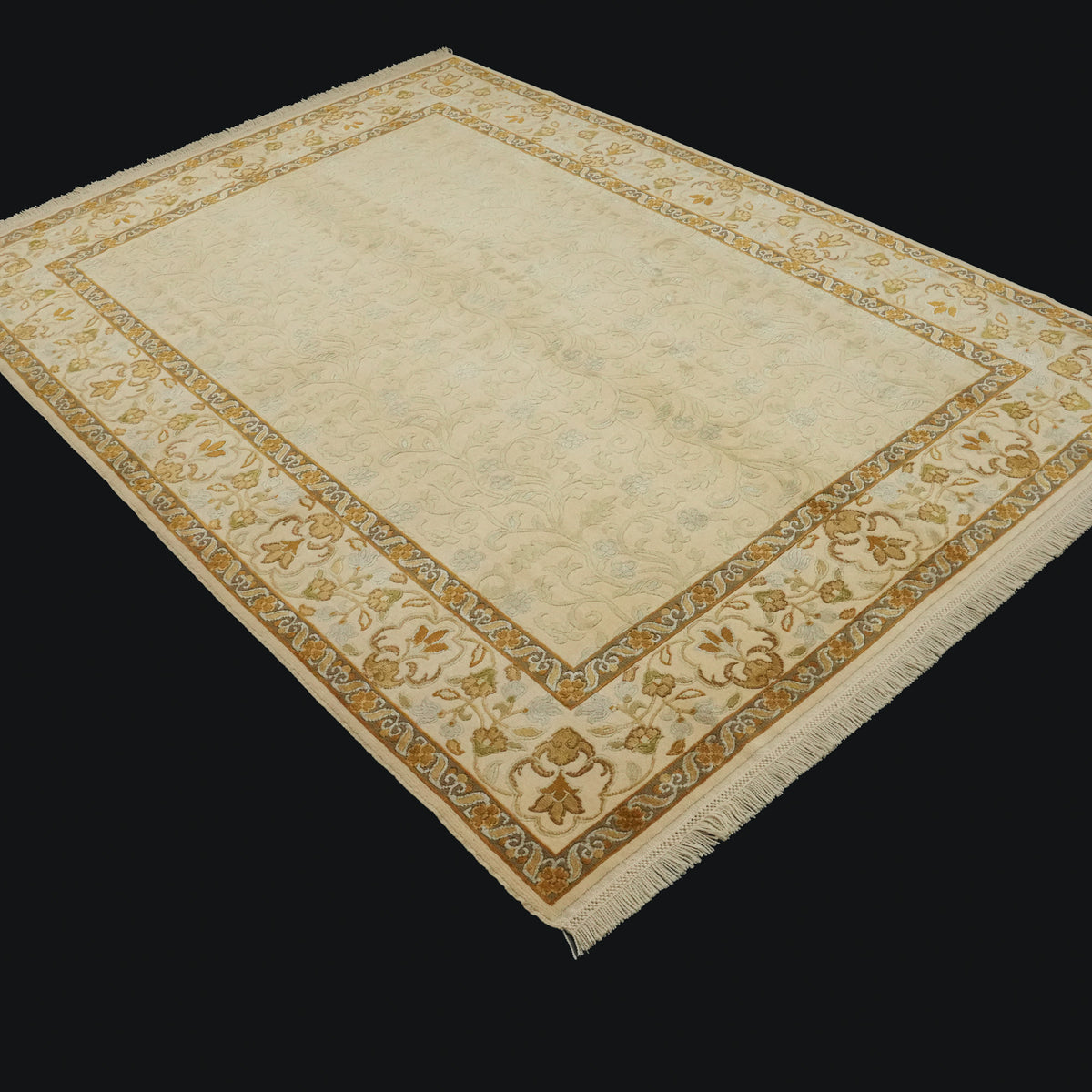Cream Floral Hand-Knotted Wool Rug with Silk Detail, 179x247 cm — Halıcızade