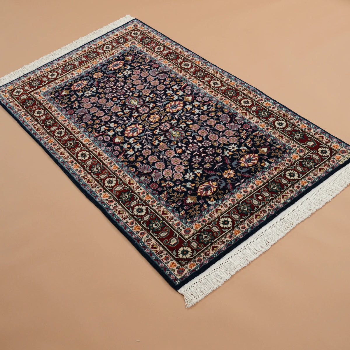 El Dokuma Yün Hereke Halısı, lacivert, 90x150 cm — Halıcızade