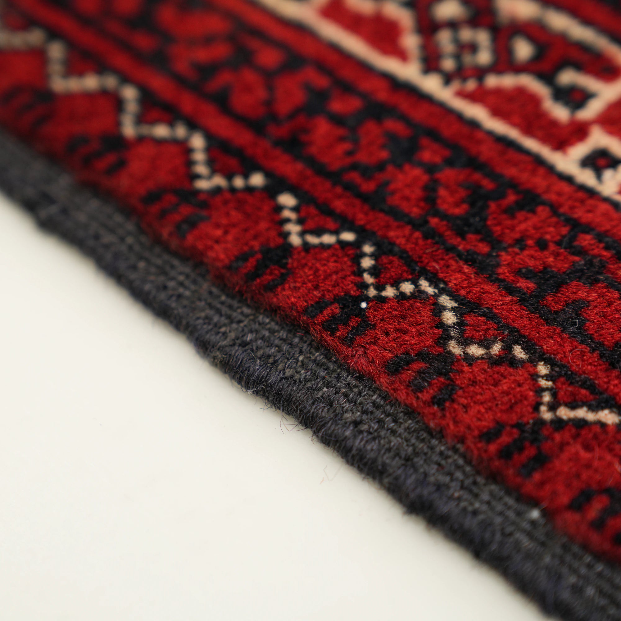El Dokuma Hoca Roşnai Afgan Desenli Bordo Yün Halı — yatak odası halısı