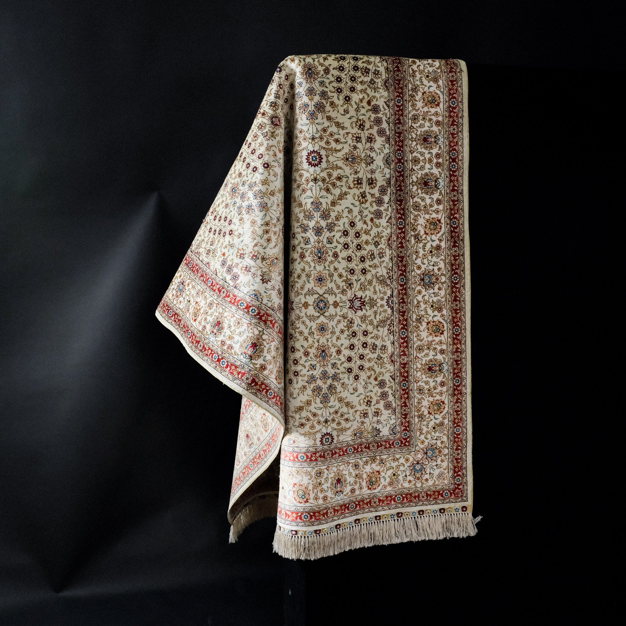 Hand Woven Silk Hereke Patterned Cream Carpet