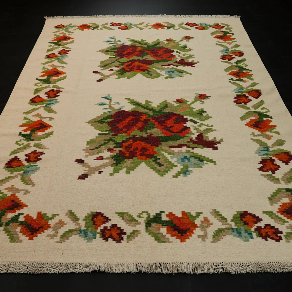 El Dokuma Karabağ Desenli Beyaz Kilim — el dokuma kilim