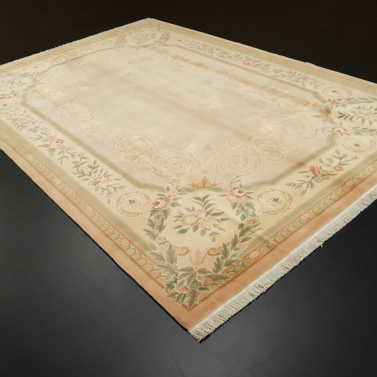 El Dokuma Çerçeve Desenli Yün Vizon Klasik Halı, 245x348 – 246x352 cm — Halıcızade