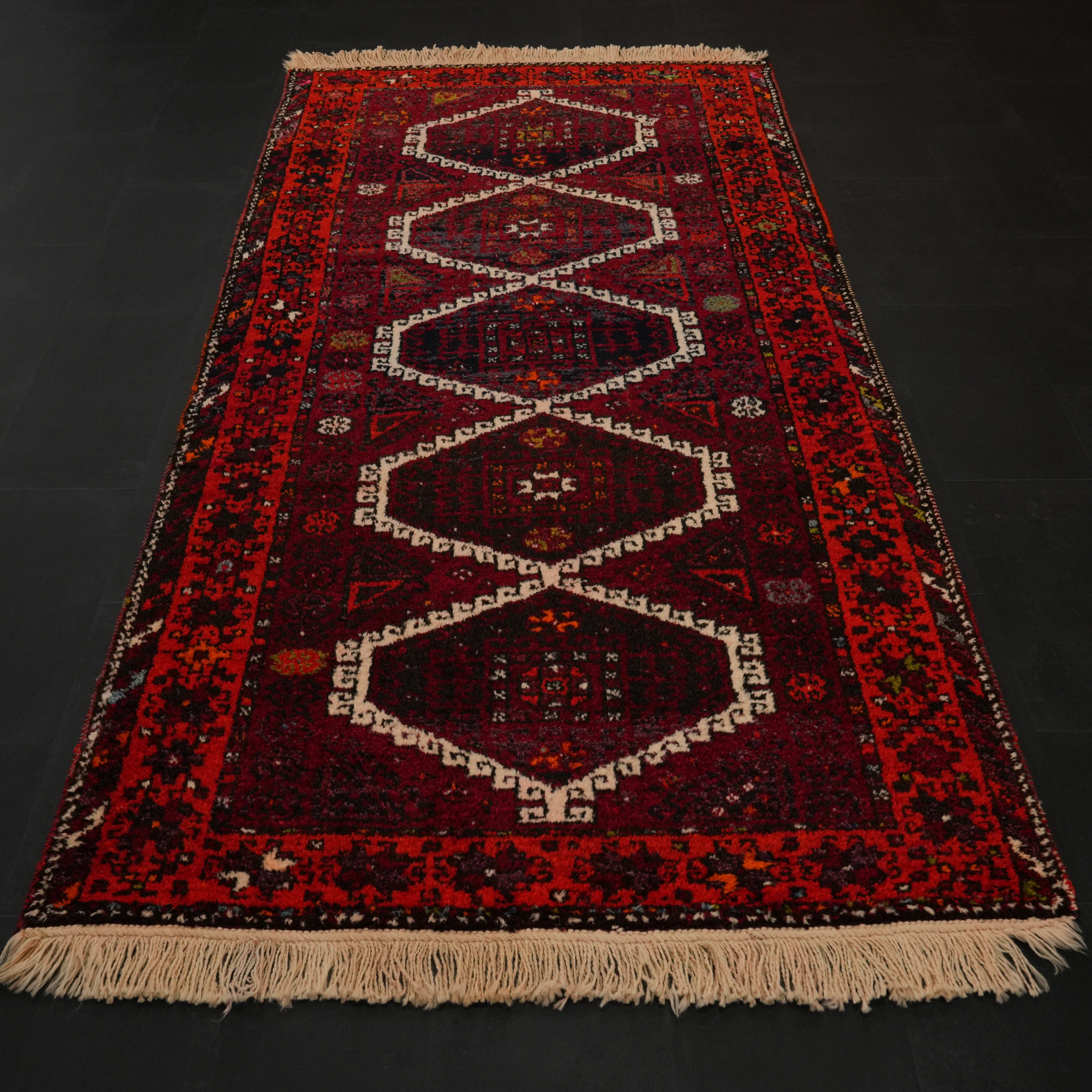 El Dokuma Kök Boyalı 70+ Yaş Sandık Eskisi Kırmızı Antep Halısı