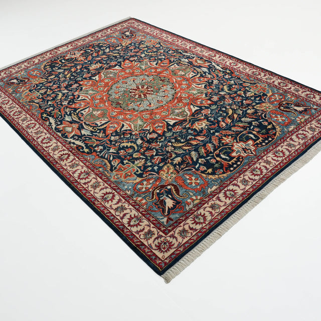 El Dokuma Madalyon Uşak Desenli Yün Lacivert Halı, 173x244 – 202x303 cm — Halıcızade