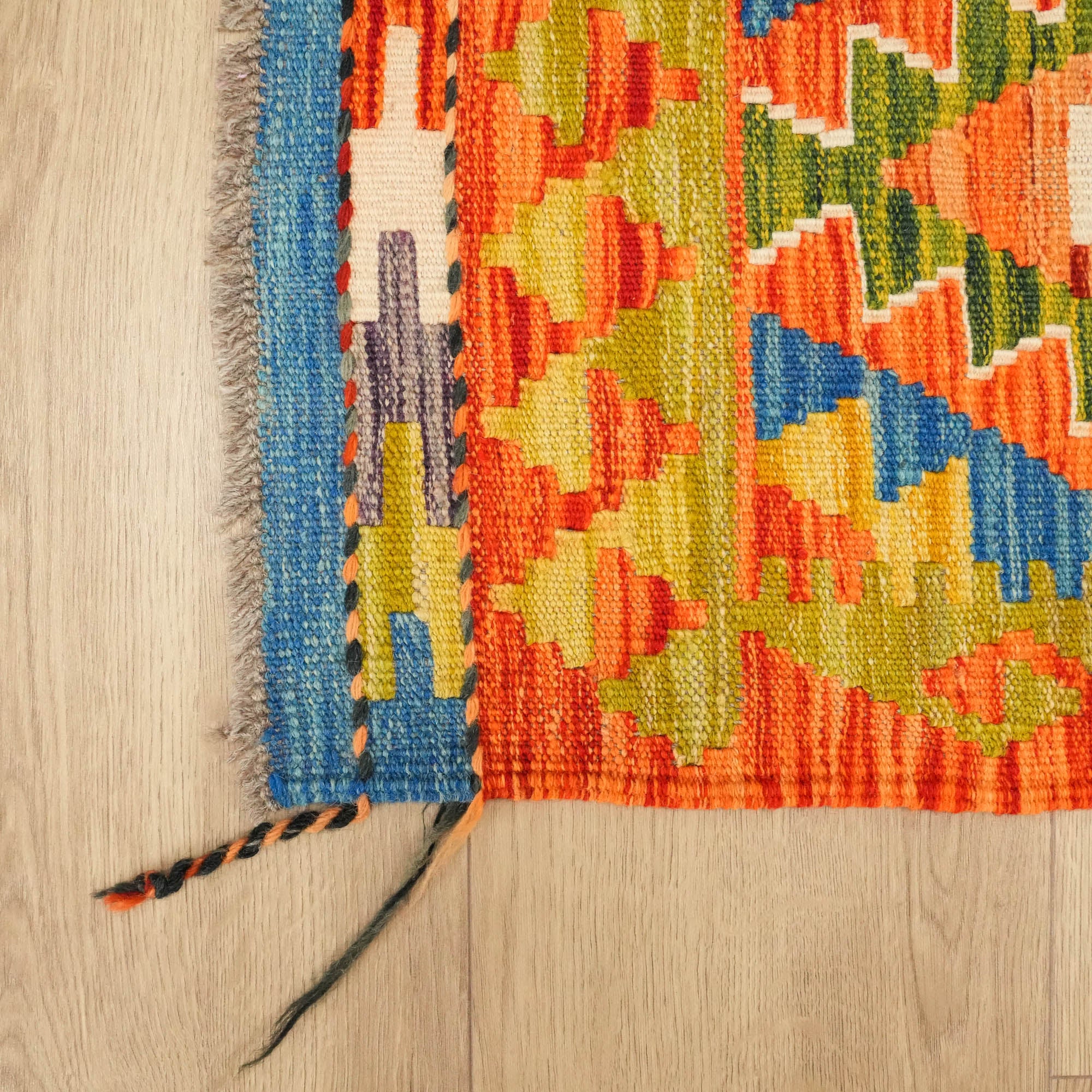 El Dokuma Otantik Desenli Yün Çok Renkli Etnik Kilim