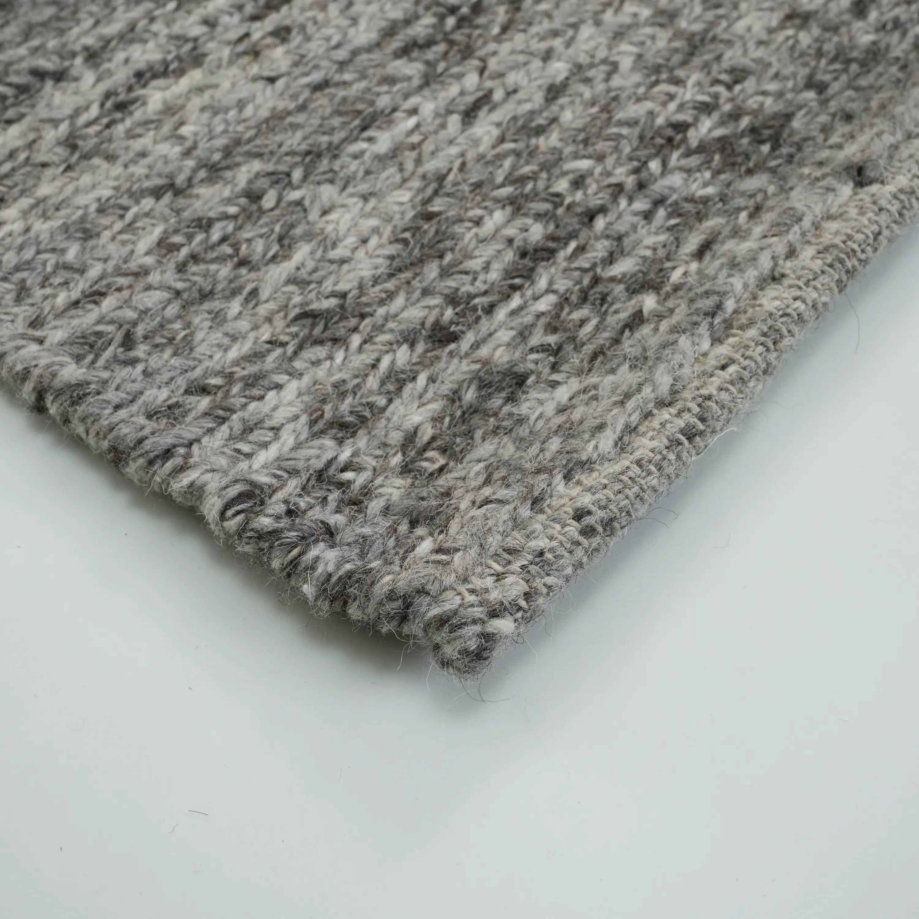 Handwoven Plain Pattern Anthracite Wool Rug