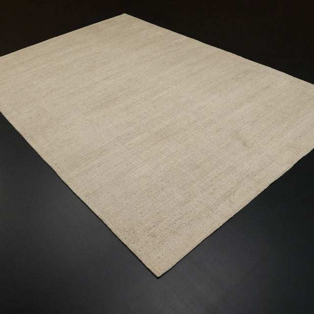 Tezgah Dokuma Sade Desenli Bej Yün Viskon Halı, 90x150 – 300x400 cm — Halıcızade