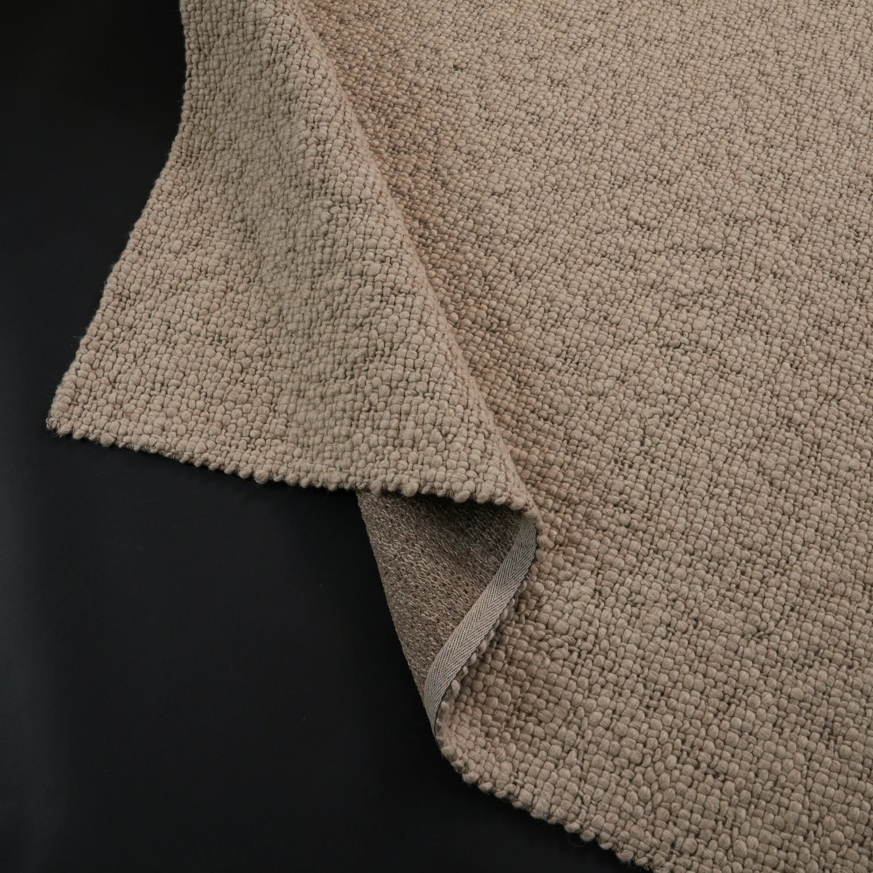 Handwoven Plain Pattern Beige Wool Rug