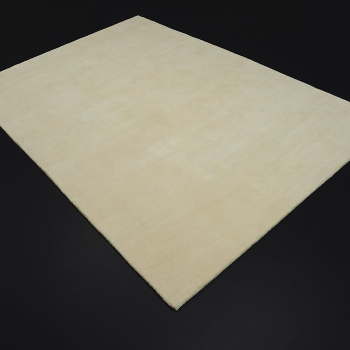 Tezgah Dokuma Sade Desenli %100 Yün Beyaz Halı, 170x240 cm — Halıcızade