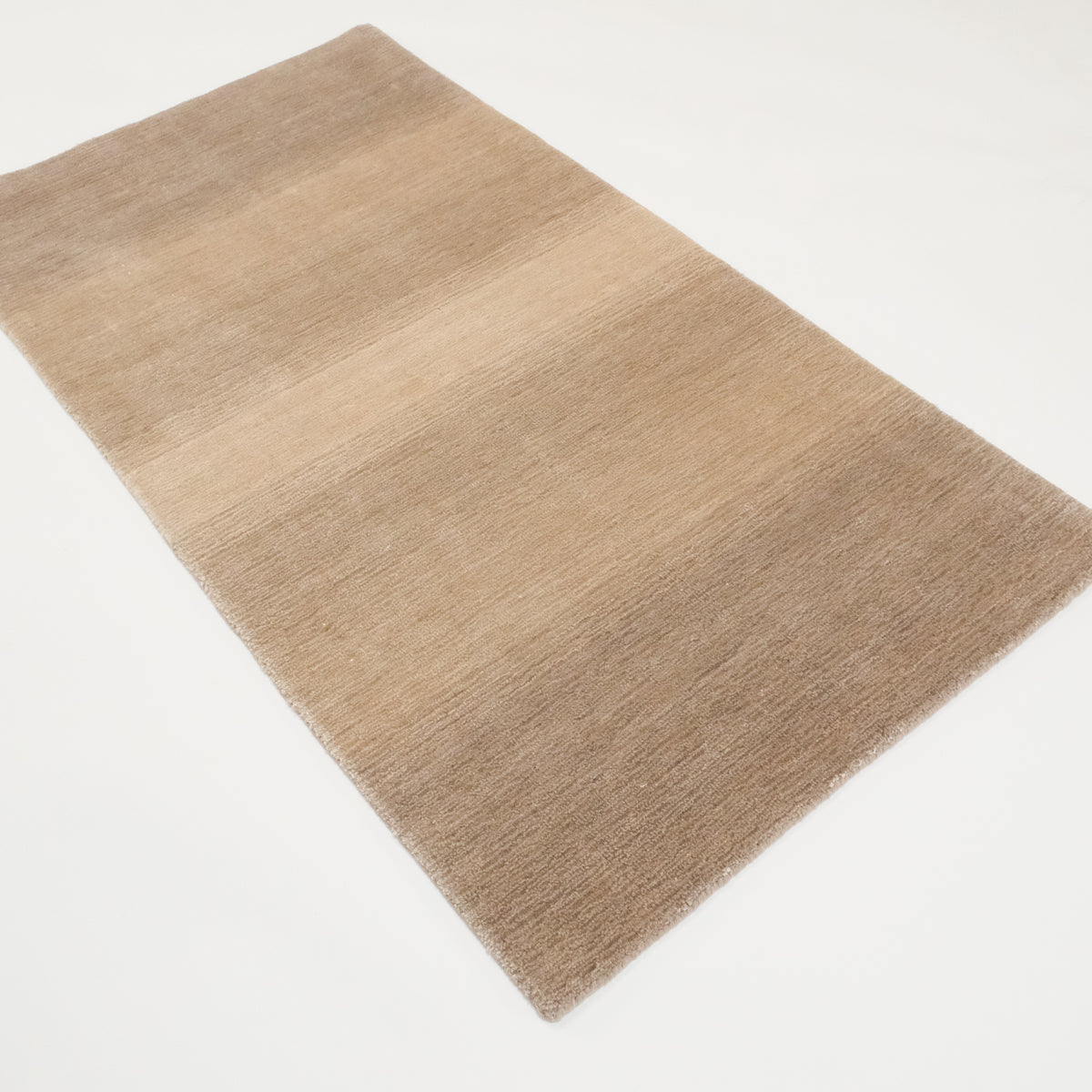 Tezgah Dokuma Sade Desenli Kahverengi Viskon Halı, 80x150 cm — Halıcızade