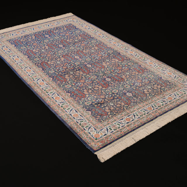 El Dokuma Saf İpek 9*9 Düğüm Hereke Halısı, 129×219 cm Translation missing: tr.hz.card.alt_brand