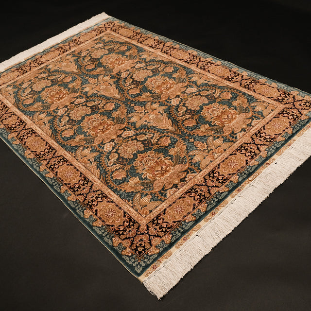 El Dokuma Saf İpek Uşak Desenli Mavi Halı, 108x159 cm — Halıcızade