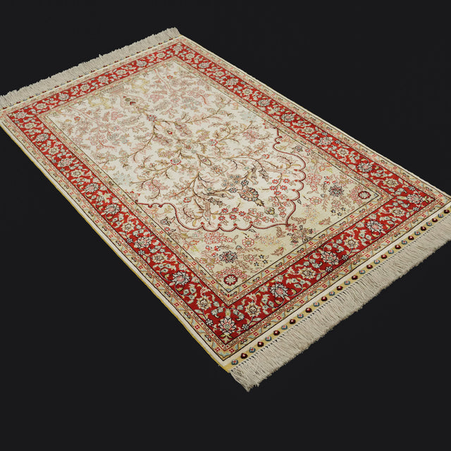 El Dokuma Seccade Desenli Krem İpekli Halı, 76x128 cm — Halıcızade
