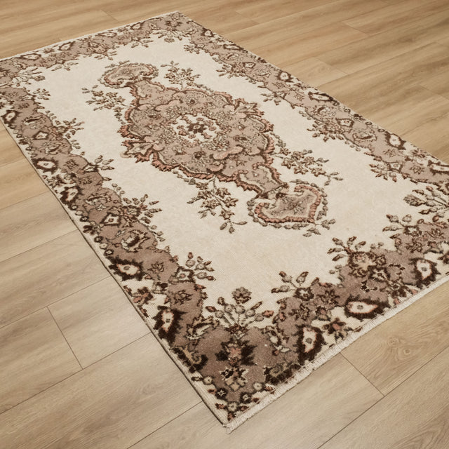 El Dokuma Vintage Desenli Kahverengi Halı, 121x214 cm — Halıcızade