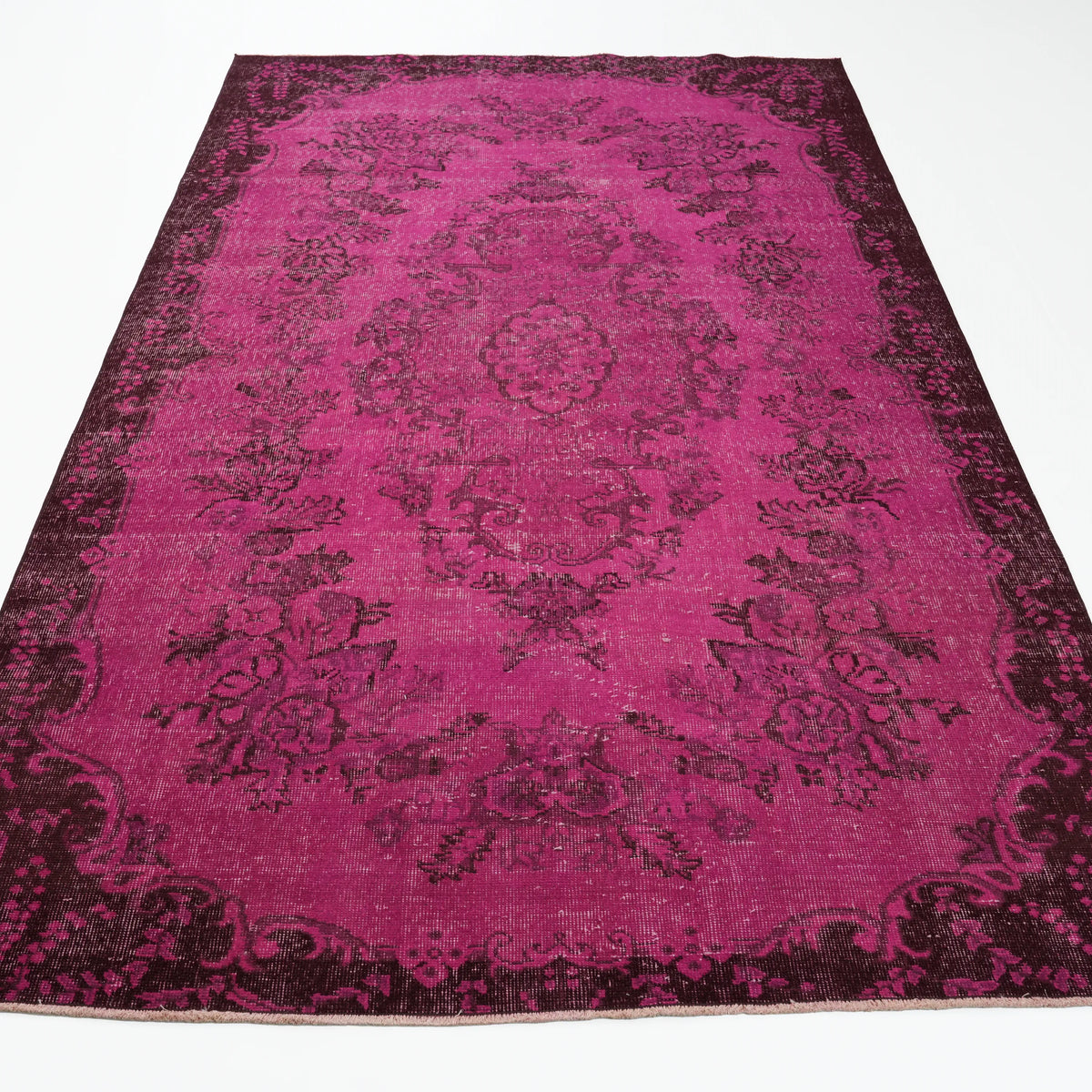El Dokuma Vintage Desenli Pembe Yün Halı — 169x276 cm