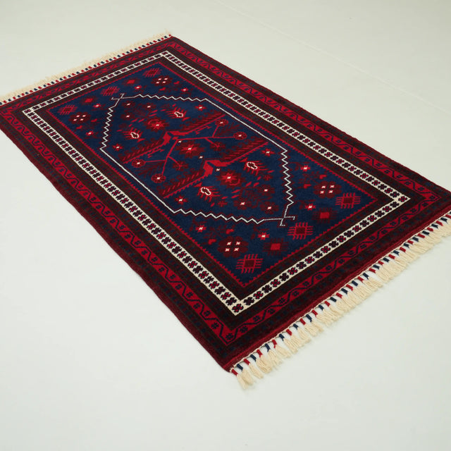 El Dokuma Yün Yağcıbedir Halısı, lacivert, 91x152 cm — Halıcızade