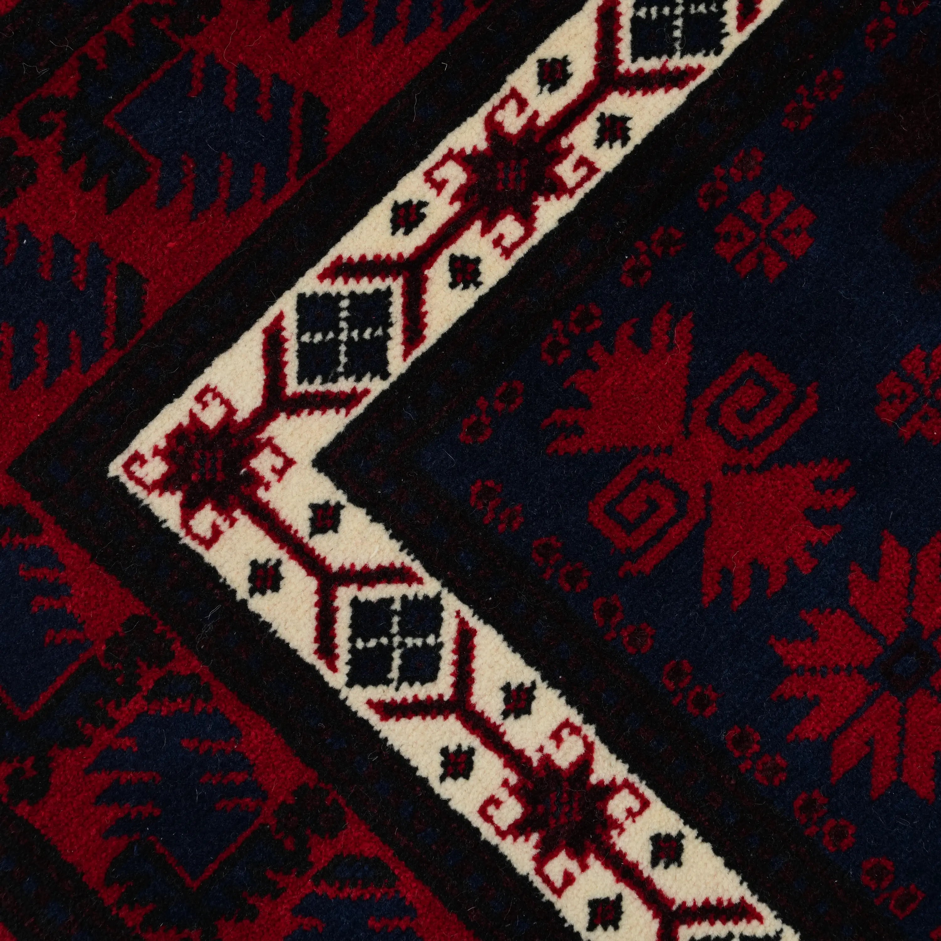 El Dokuma Yağcıbedir Desenli Lacivert Yün Etnik Halı