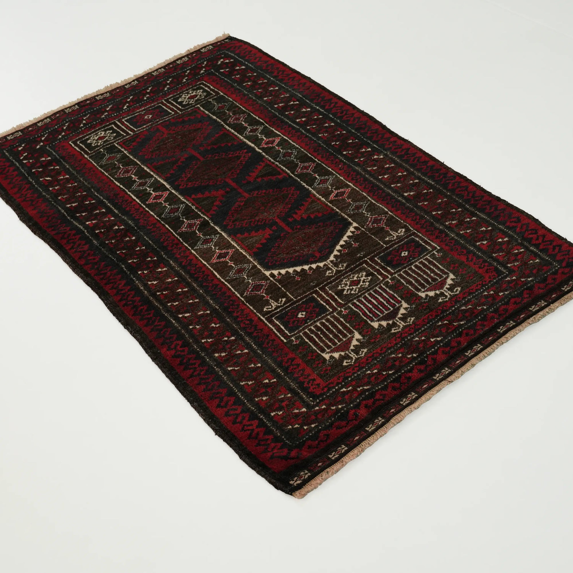 El Dokuma Yün Bordo Halı Seccade — 79x123 cm