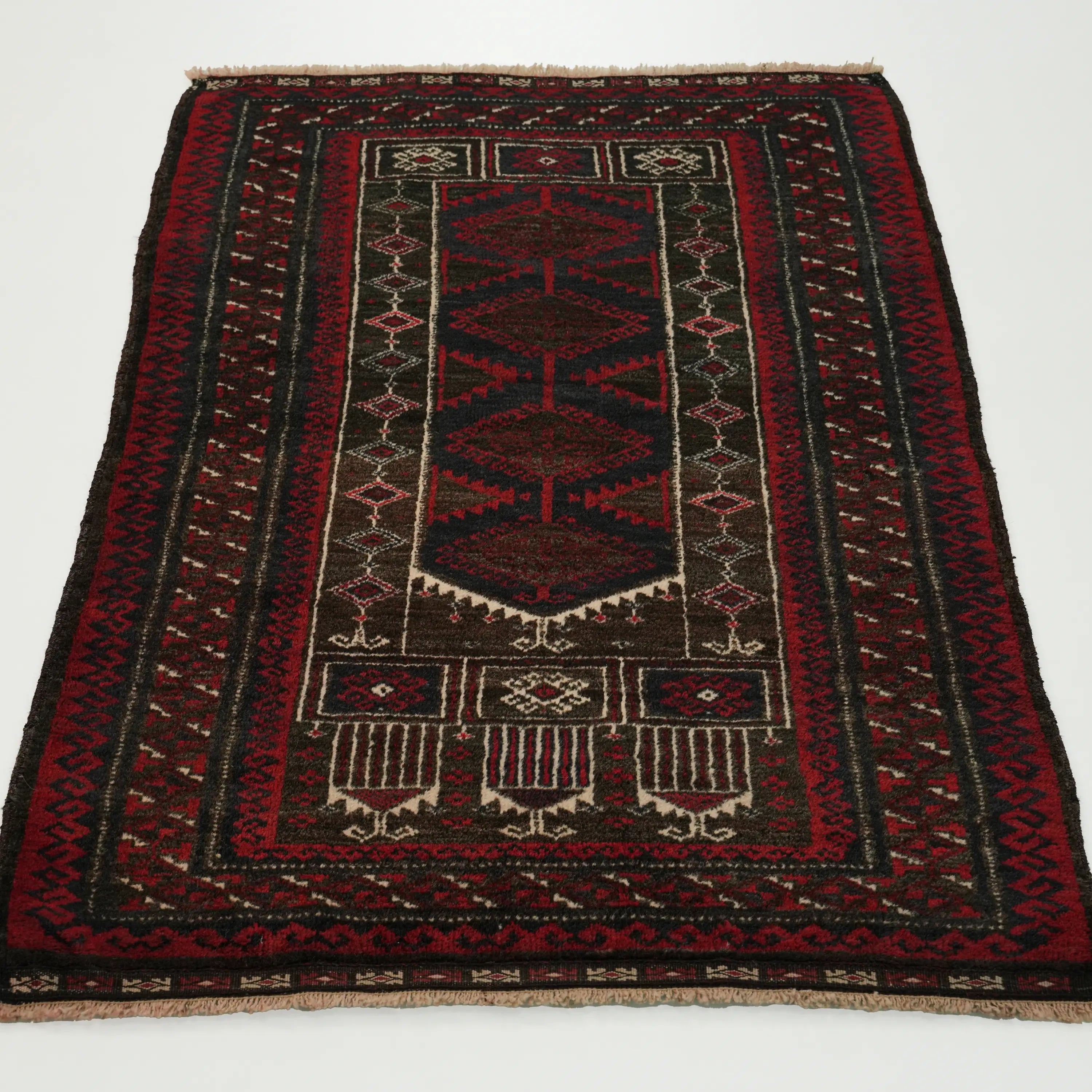 El Dokuma Yün Bordo Halı Seccade