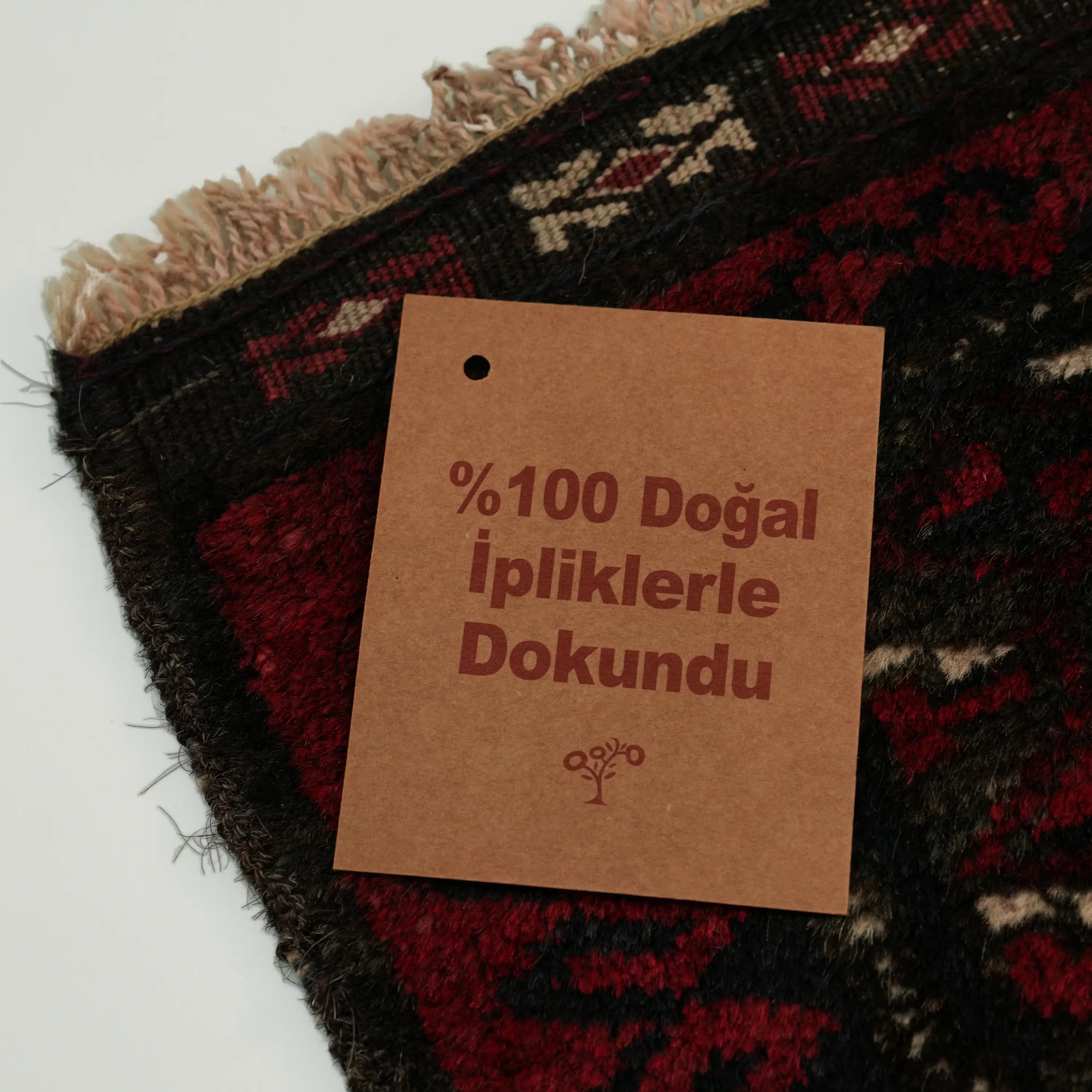 El Dokuma Yün Bordo Halı Seccade