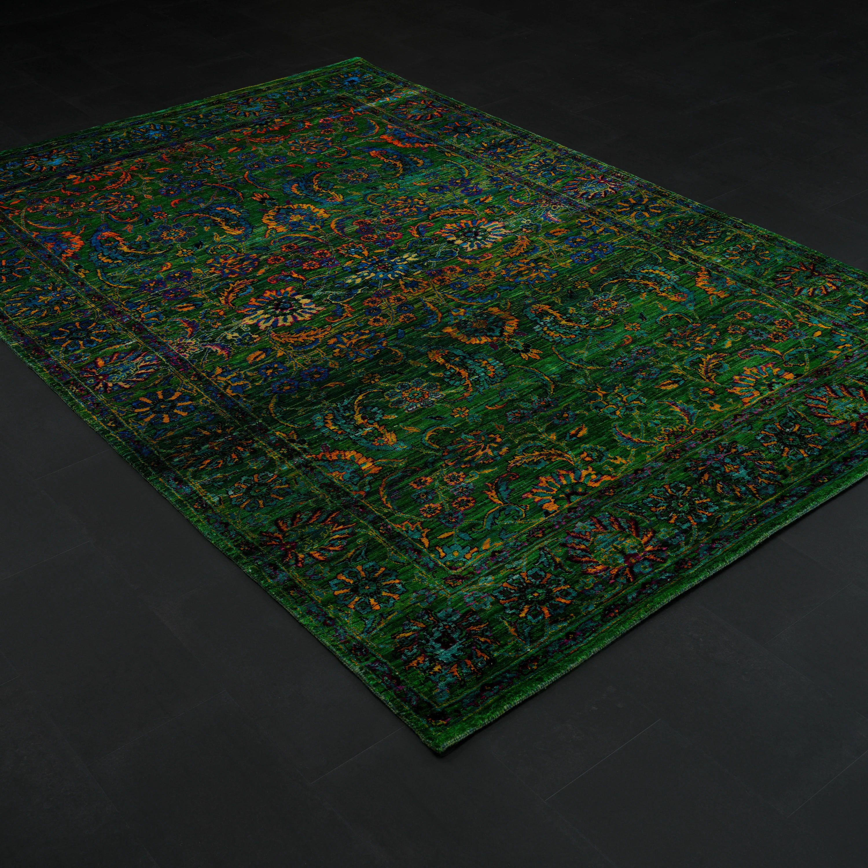 Elvan Series Handwoven Uşak Patterned Green Silk Rug