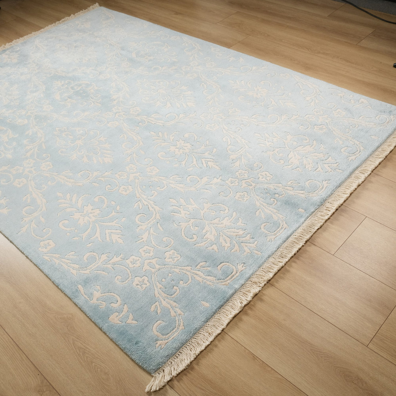 Fiber Serisi El Dokuma Damask Desenli Turkuaz Bambu Halı — doğal elyaf