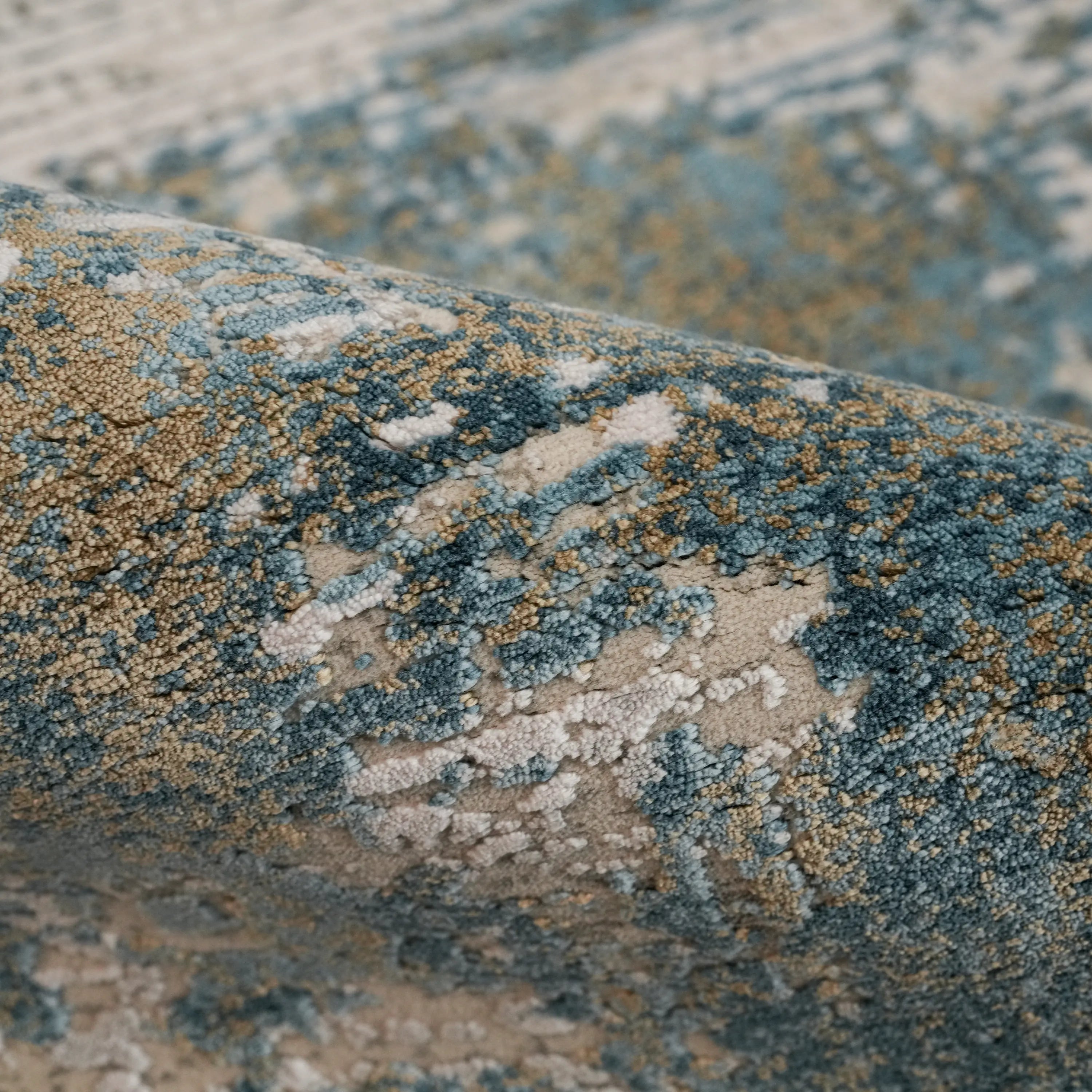 Fresco Serisi Soyut Desenli Mavi Viskon Halı
