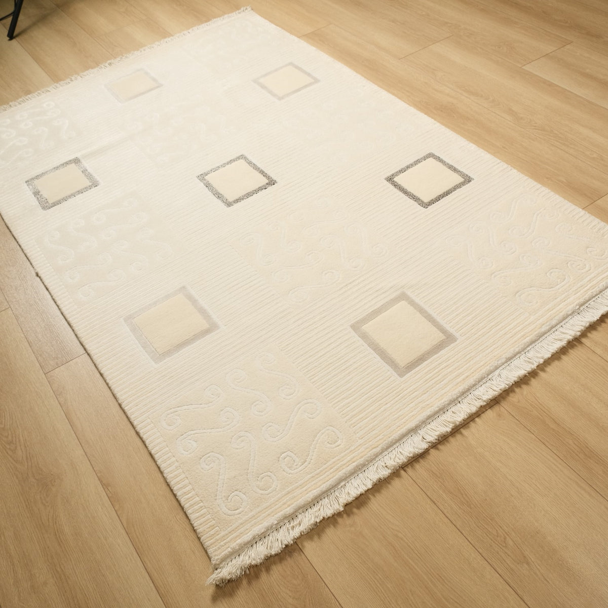 Cream Relief-Carved Square Hand-Knotted Wool Rug, Cream, 90x150 – 80x300 cm — Halıcızade
