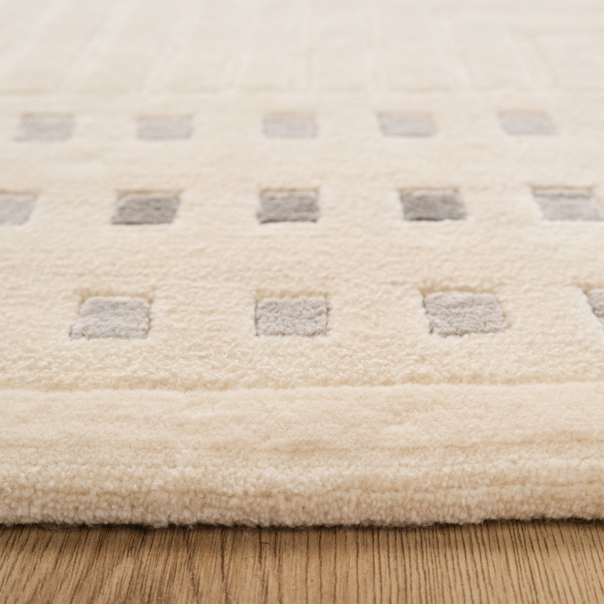 White Geometric Hand-Knotted Wool Rug — modern design