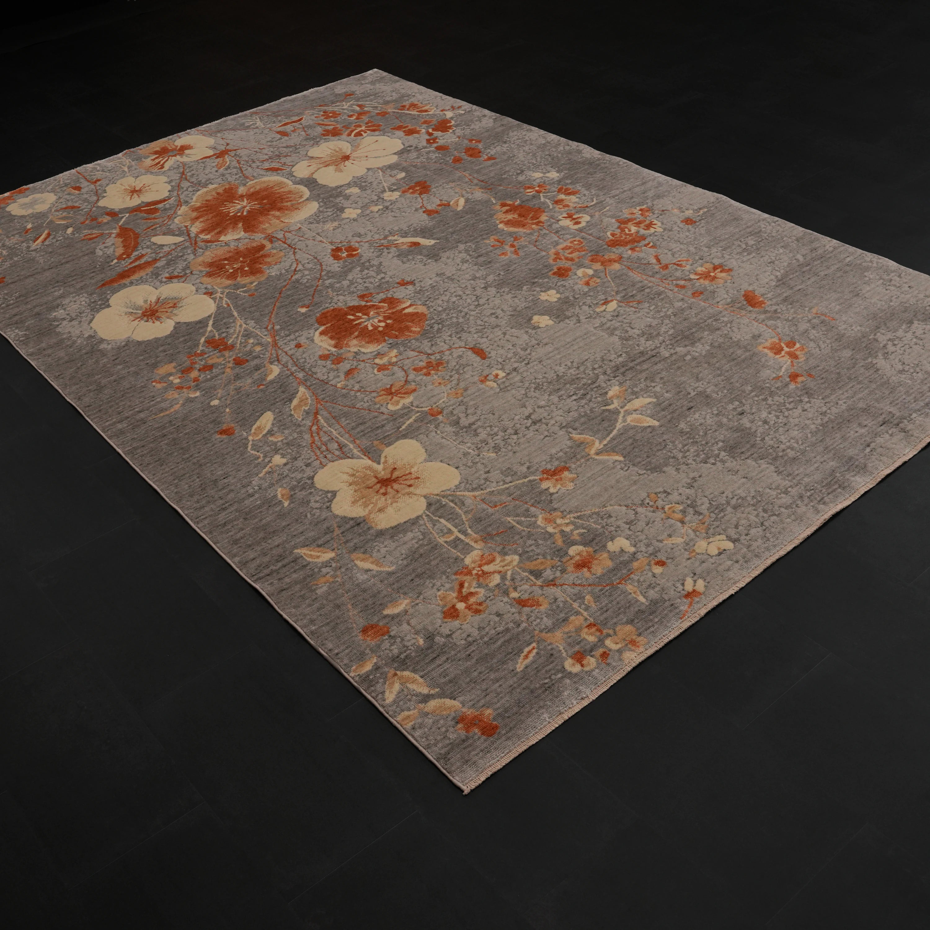 Günyolu Serisi Çiçek Desenli Gri Tezgah Dokuma Doğal Halı