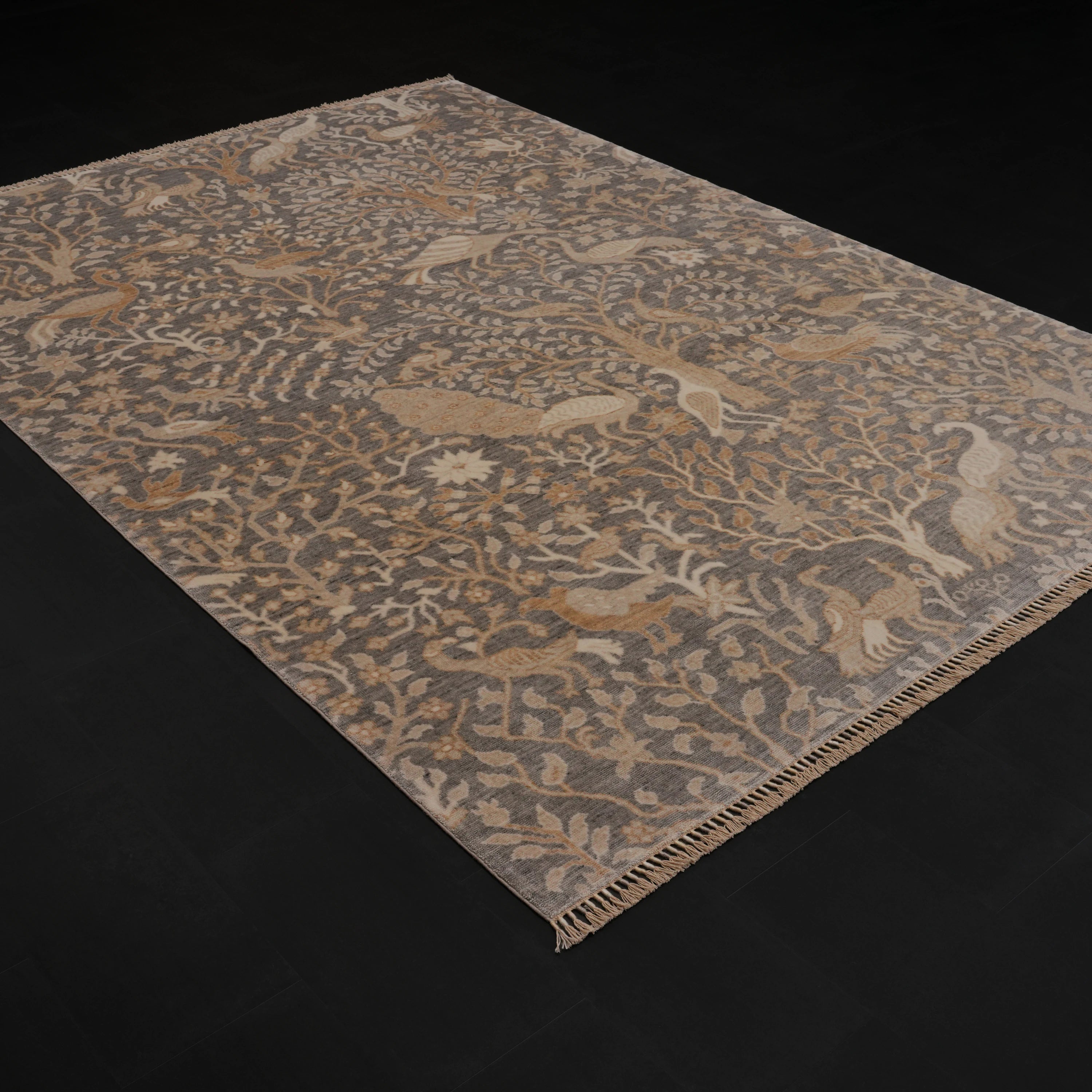 Günyolu Serisi Çiçek Desenli Gri Tezgah Dokuma Doğal Halı