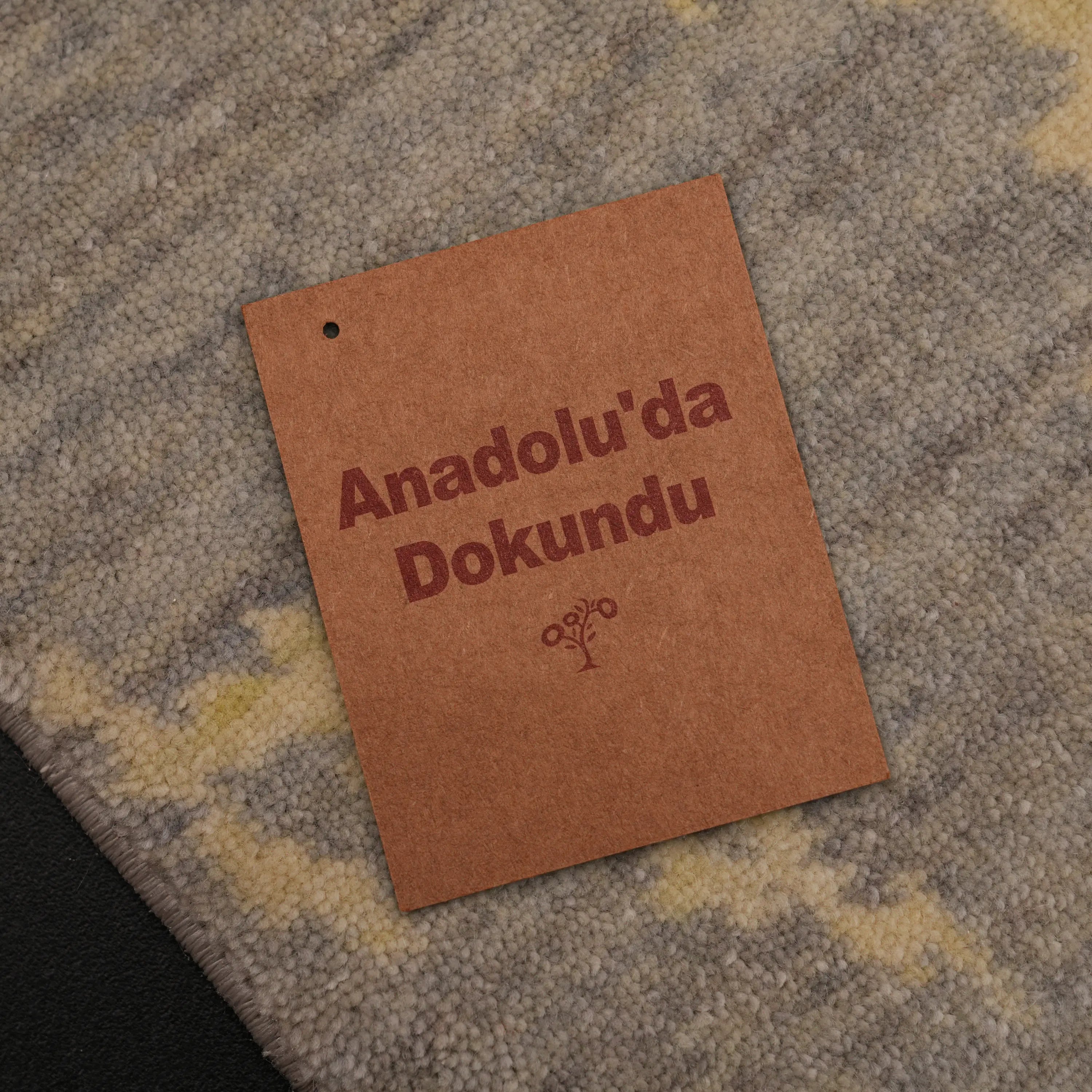 Günyolu Serisi Eğin (Kemaliye) Kapı Desenli Gri Tezgah Dokuma Doğal Halı