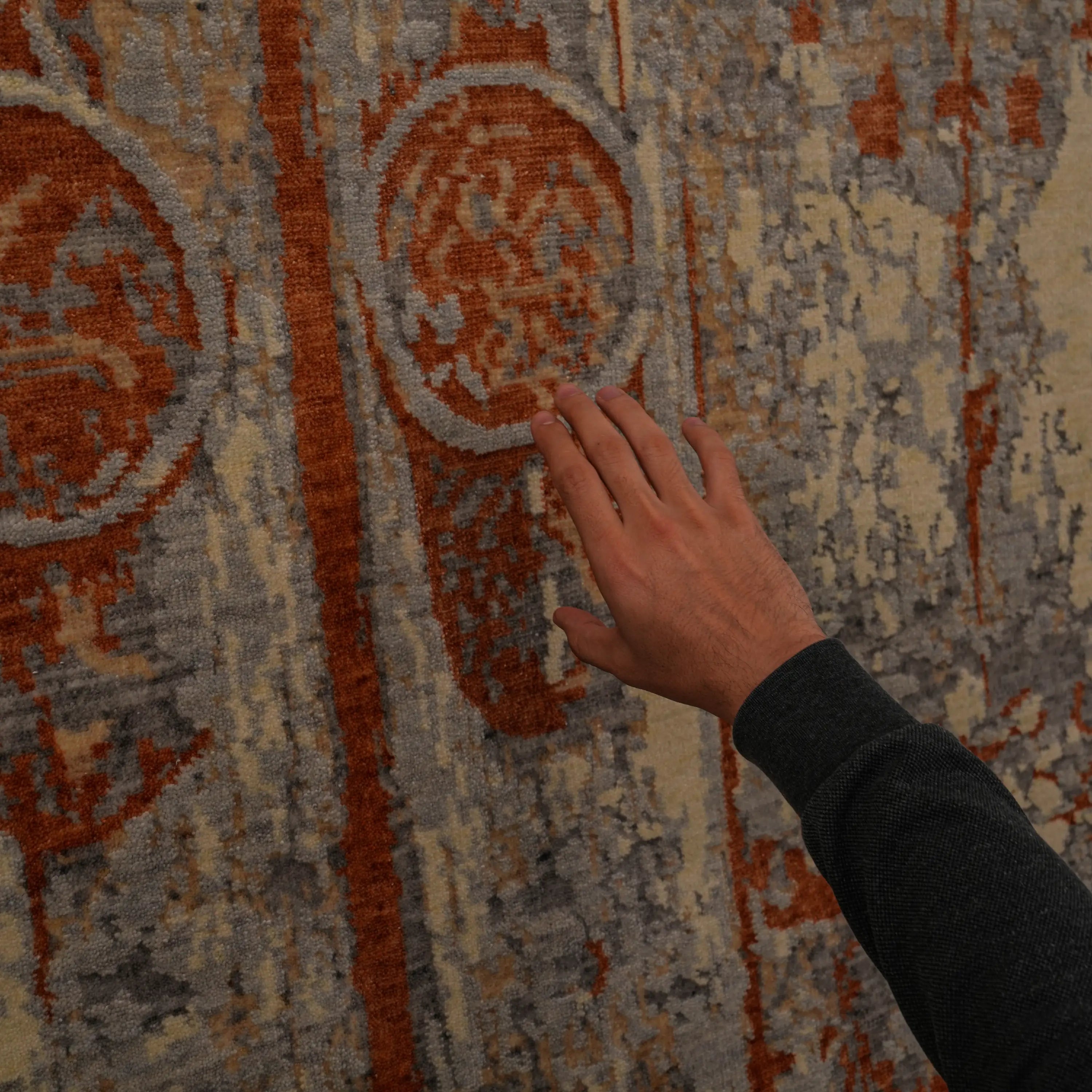 Günyolu Serisi Eğin (Kemaliye) Kapı Desenli Gri Tezgah Dokuma Doğal Halı