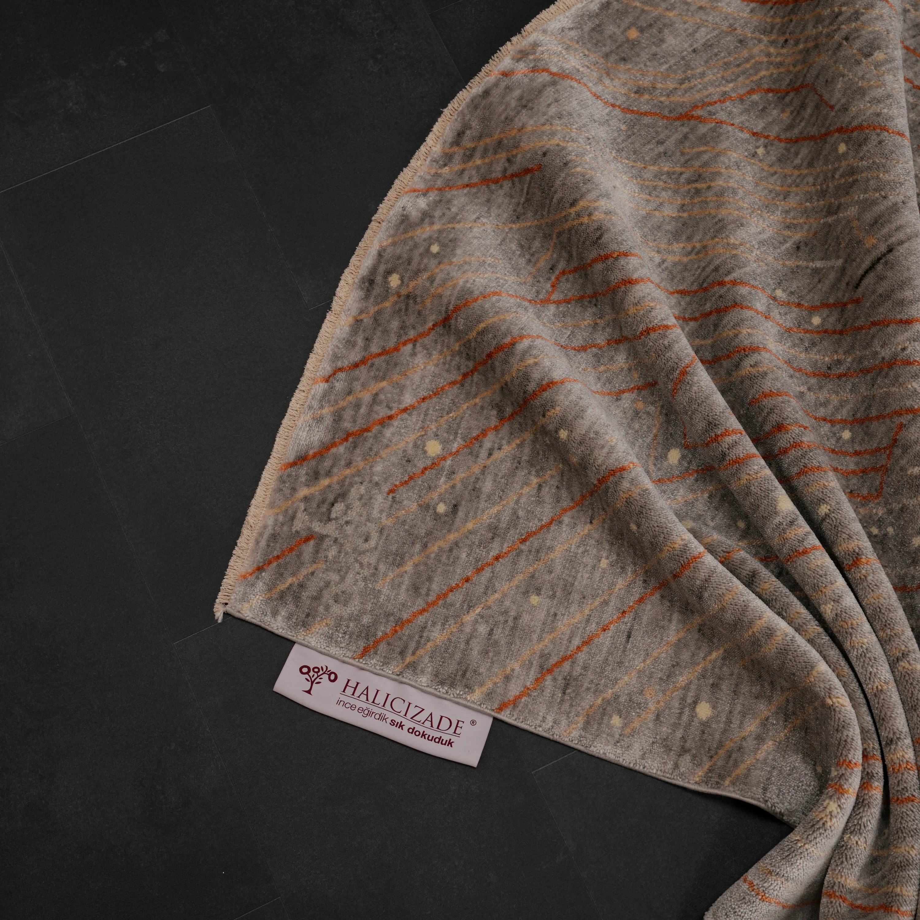 Günyolu Serisi Gri Soyut Desenli Tezgah Dokuma Doğal Halı